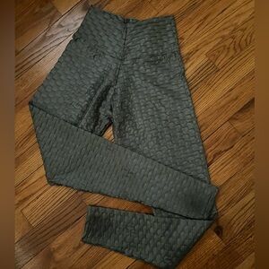 Booty by Brabants Silver Chrome Leggings